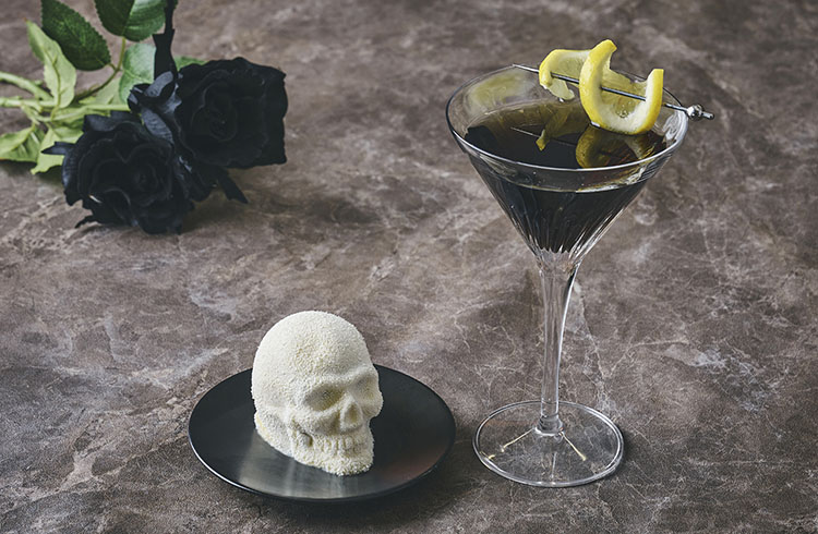 テーブルに、秋の魔法を。ハロウィンを味わうケーキ＆カクテル・モクテルセレクション。