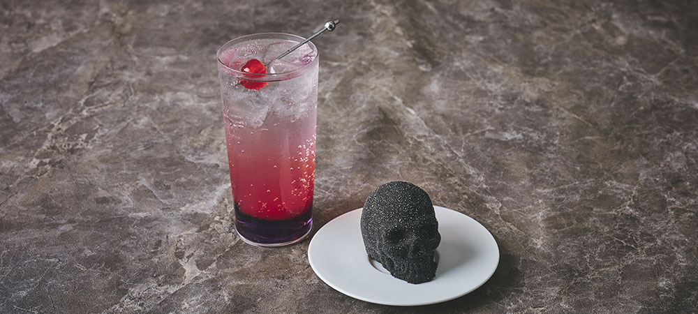 テーブルに、秋の魔法を。ハロウィンを味わうケーキ＆カクテル・モクテルセレクション。