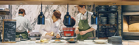 オステリア イタリアーナ セブン・エンバーズ